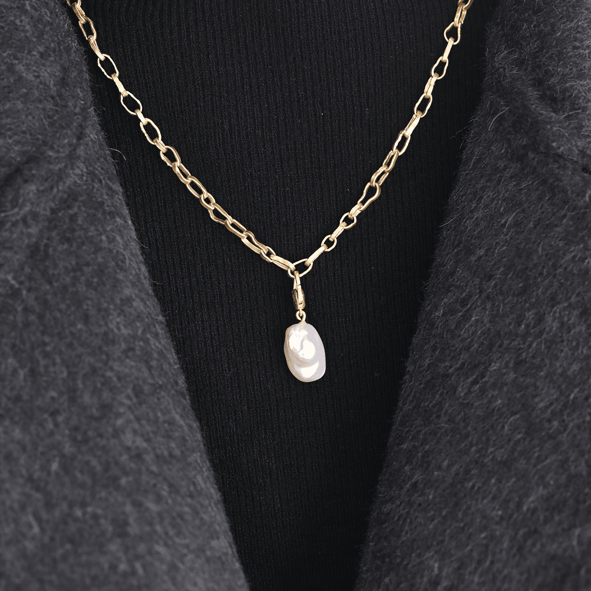 18K Yellow Gold Baroque Pearl Pendant Necklace with Handcrafted Irregular - Shaped Chain - FIORESE JEWELRY