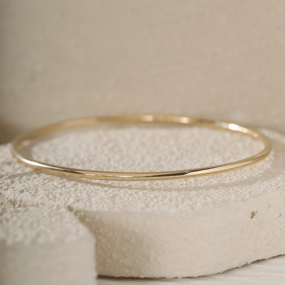 2mm Hollow Tube Bangle Bracelet - FIORESE JEWELRY