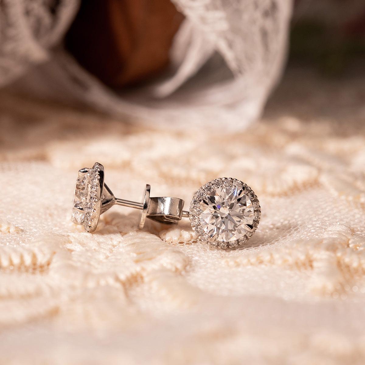 Pt950 Round Brilliant Cut Diamond Halo Stud Earrings - FIORESE JEWELRY
