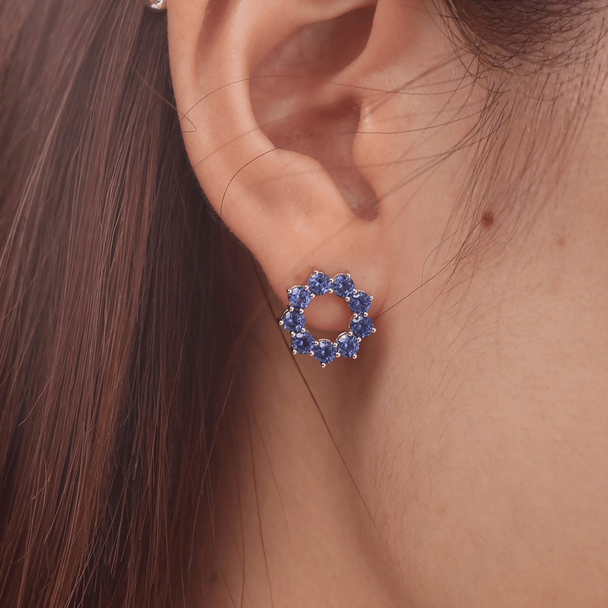 14K White Gold 2.5 ct tw Round Cornflower Lab Sapphire Round Prong Basket Stud Earrings - FIORESE JEWELRY
