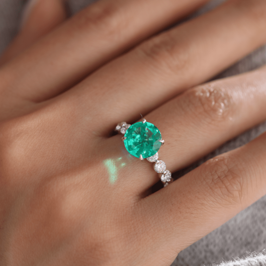 18K White Gold 2.5ct Round Colombian Lab Emerald 4 Calw Prong Ring with 8 Round Lab Diamond Side - stones - FIORESE JEWELRY