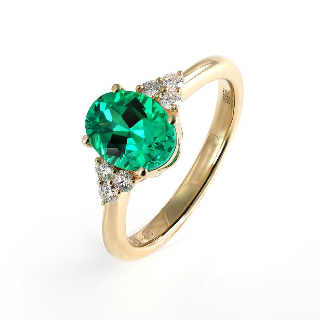 7x9mm Oval Shape Lab Colombian Emerald Engagement Ring - LGG Jewelry